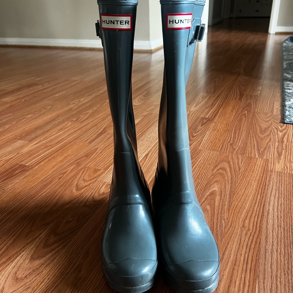Grey hunter boots